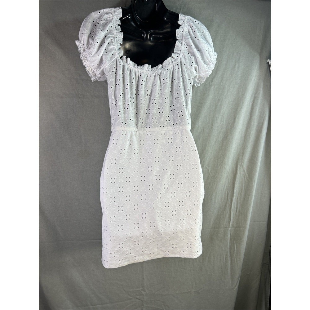 Love Squared White Eyelet Lace Mini Dress Sz M Ruffle Puff Sleeve Milkmaid Boho - Picture 13 of 16